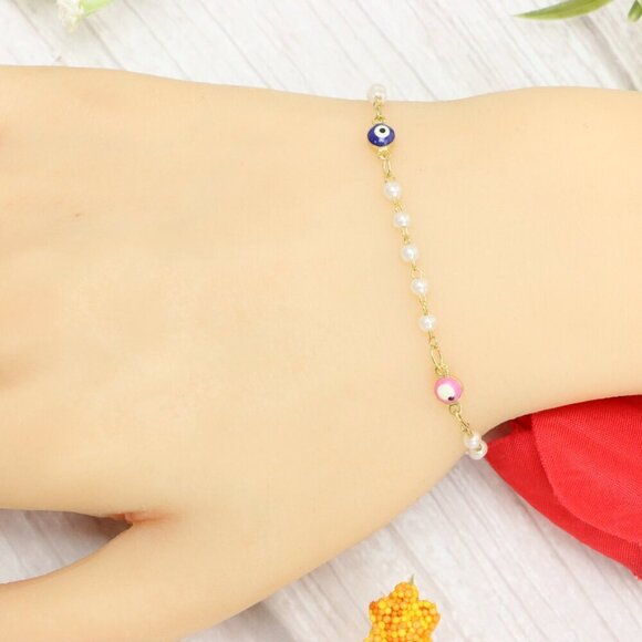 "Trendy Handmade Bracelet – A Thoughtful Gift for Girls & Women | UNVRC1398 - Picture 10 of 10